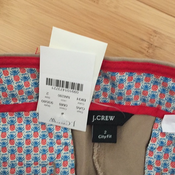 Shorts - Picture 2 of 3